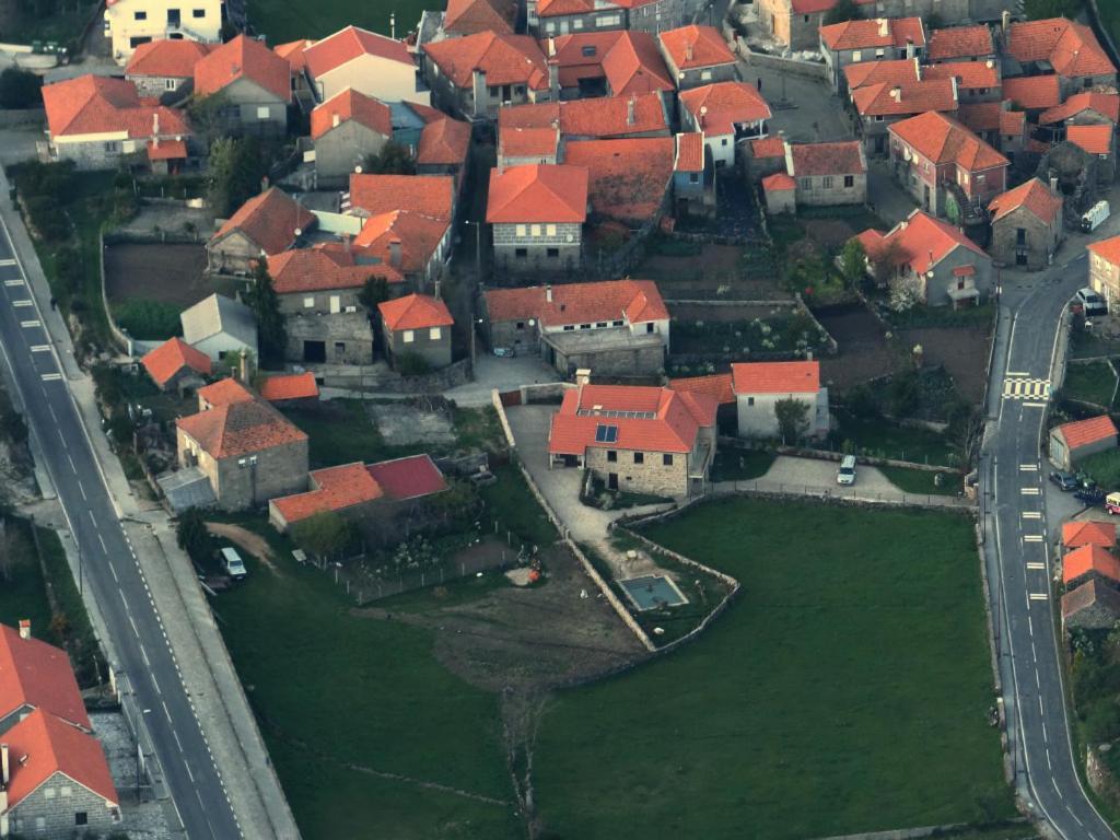 Casa Fonte Do Laboreiro Кастро Лаборейро Екстериор снимка