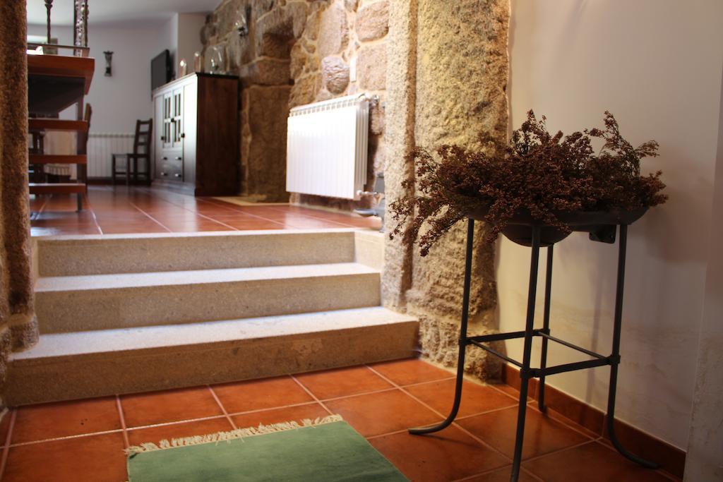 Casa Fonte Do Laboreiro Кастро Лаборейро Екстериор снимка