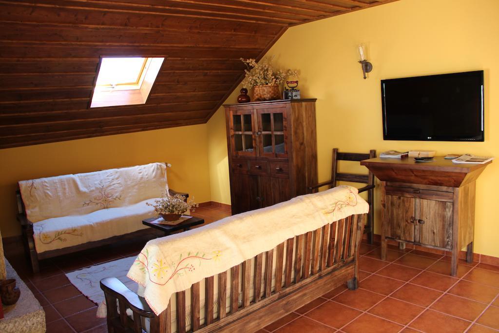 Casa Fonte Do Laboreiro Кастро Лаборейро Екстериор снимка