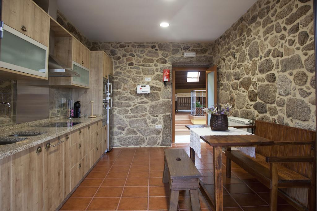 Casa Fonte Do Laboreiro Кастро Лаборейро Екстериор снимка