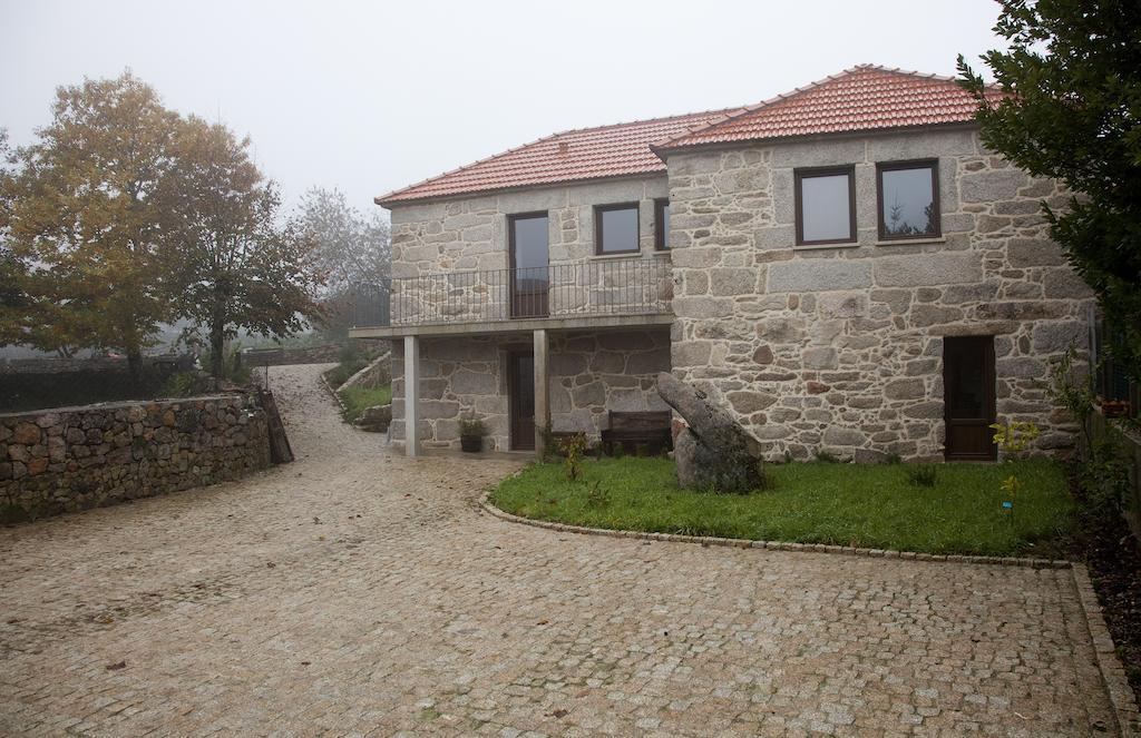 Casa Fonte Do Laboreiro Кастро Лаборейро Екстериор снимка