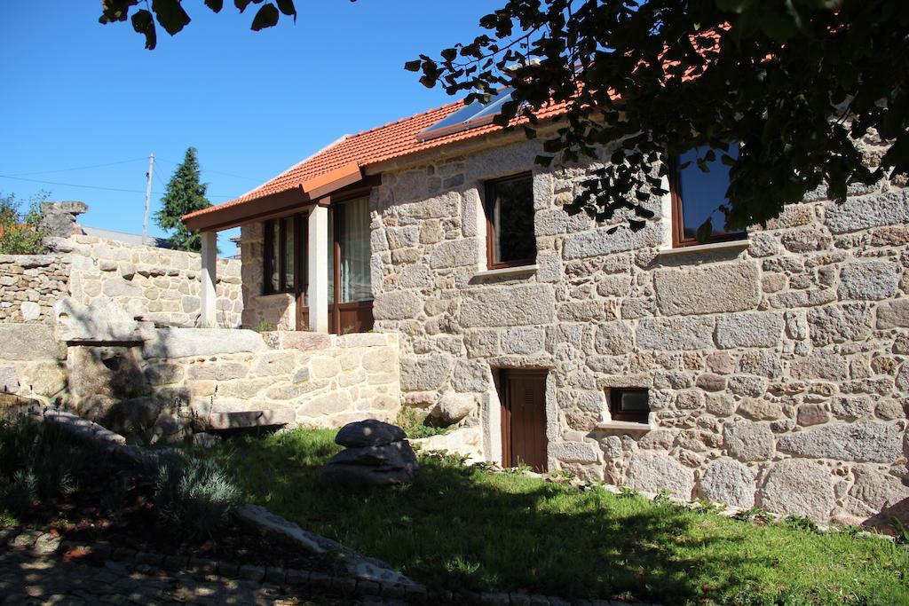 Casa Fonte Do Laboreiro Кастро Лаборейро Екстериор снимка