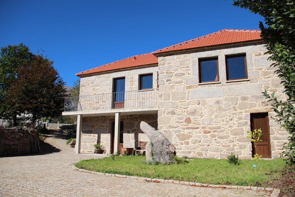 Casa Fonte Do Laboreiro Кастро Лаборейро Екстериор снимка